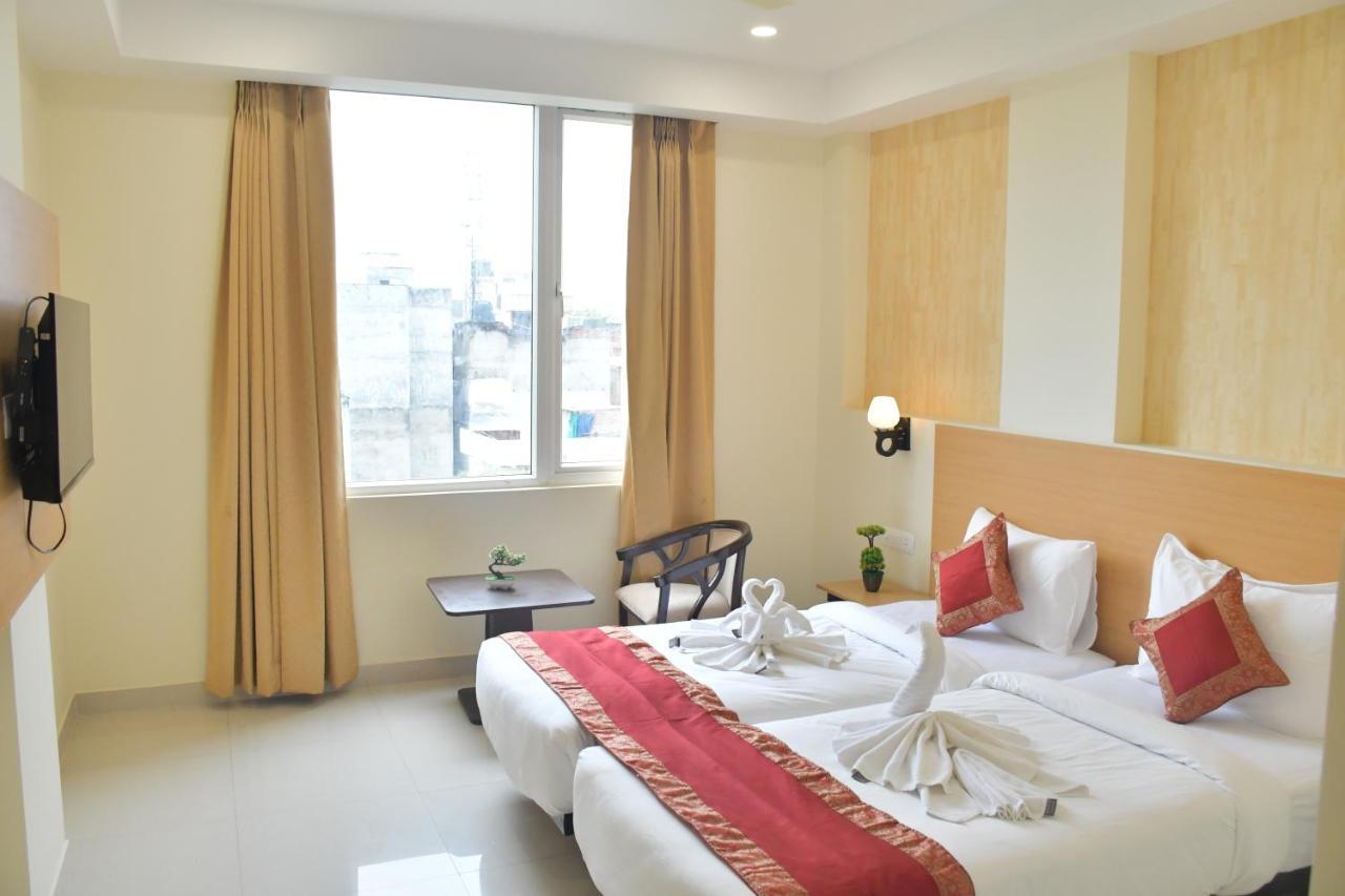 Hotel Yatharth Inn Varanasi Eksteriør bilde