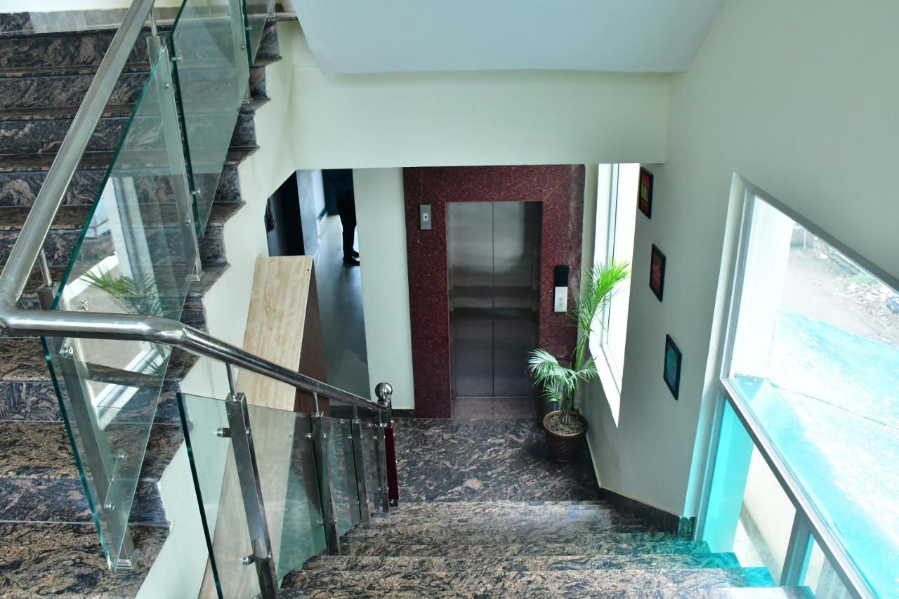 Hotel Yatharth Inn Varanasi Eksteriør bilde