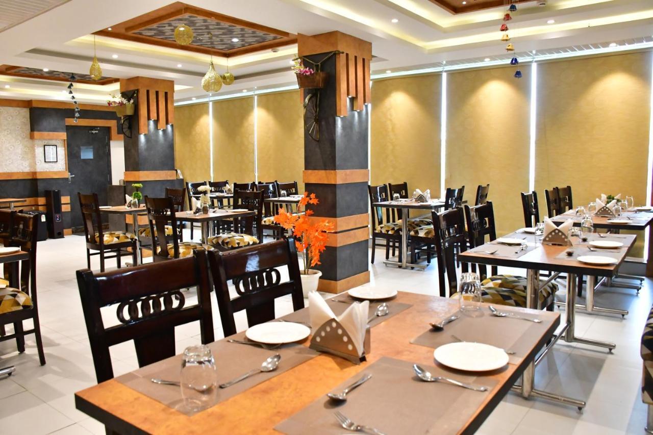 Hotel Yatharth Inn Varanasi Eksteriør bilde