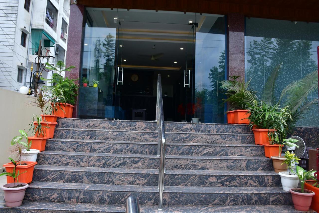 Hotel Yatharth Inn Varanasi Eksteriør bilde