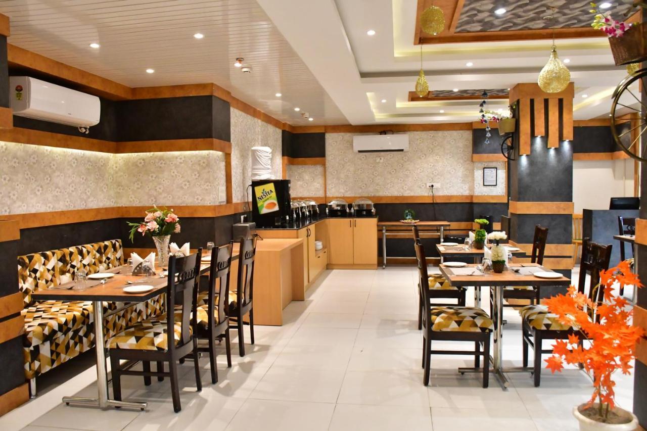 Hotel Yatharth Inn Varanasi Eksteriør bilde