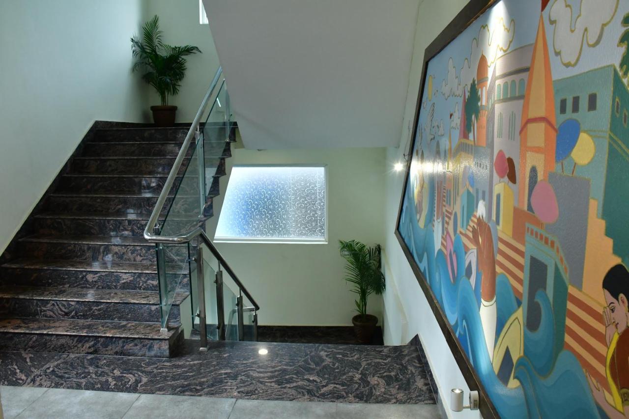 Hotel Yatharth Inn Varanasi Eksteriør bilde