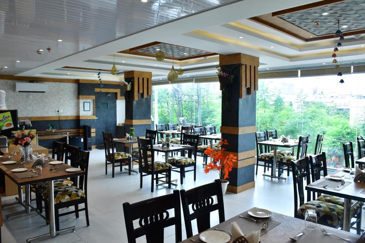Hotel Yatharth Inn Varanasi Eksteriør bilde